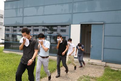 冰球突破举办2015年度消防演习