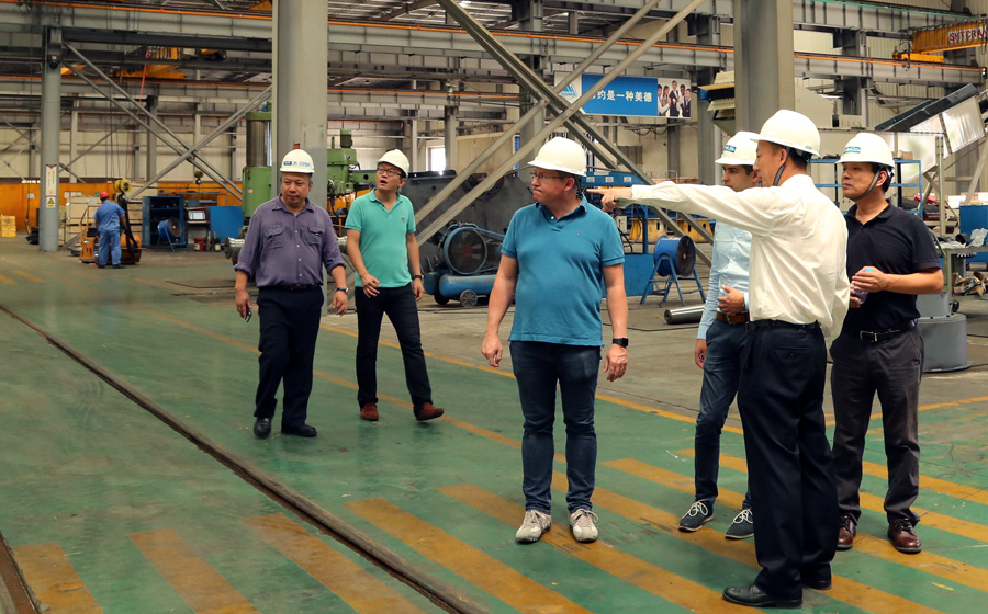 ���ܻ������ൺ���ܡ��µ���Thoni��˾�쵼ݰ�ٱ���ͻ�ƹɷݿ���ָ��