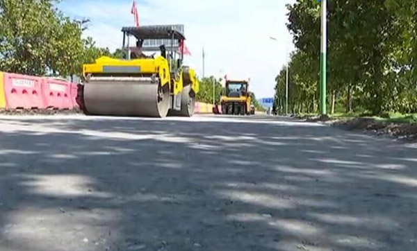 �׸ֽ�������������Ŀ������Ʒ���ģӦ�ñ�����·����