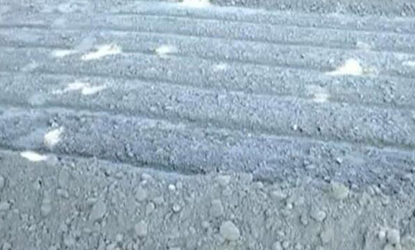 �׸ֽ�������������Ŀ������Ʒ���ģӦ�ñ�����·����