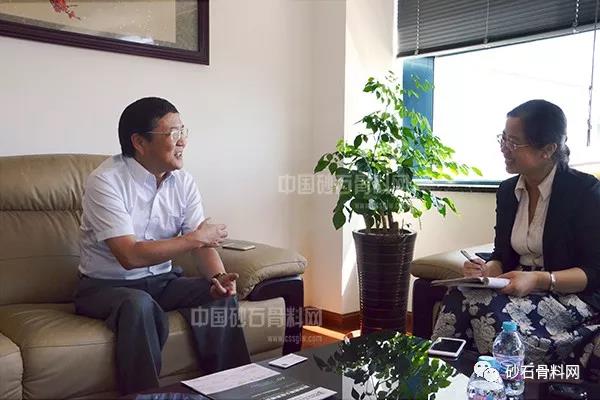 听冰球突破股份董事长杨安民解析当前建筑垃圾资源化现状