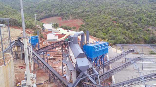 ����Ŀ���������300���ʯ��ʯ���������߽���˳����ɰ�װ����