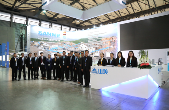 预告|冰球突破股份备战2018上海宝马展