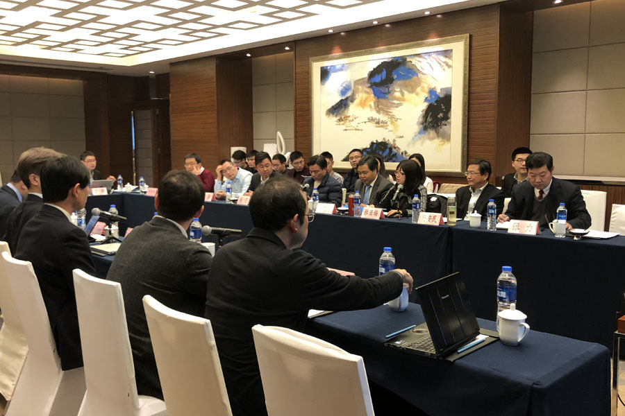 ����ͻ�ƹɷݳ�ϯ����������Ƽ�������Ŀ�������ص��з���Ŀ���ֻ��ߡ�̫�ֺ�����н��輼�����ƽ���