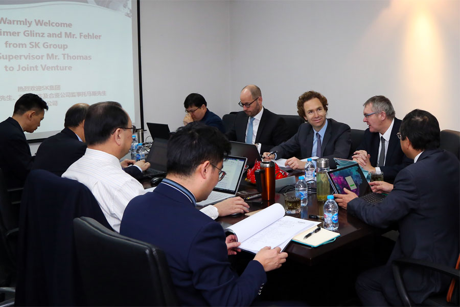 信心满满|德国SK集团新任董事长莅临冰球突破股份参加合资公司年度董事会