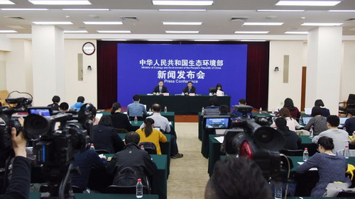 ȫ��ɰʯ���ɡ��ӹ�������������ж���Ϯ������ ��������̬��������֯2.2���˴ο�չ��һ��ǿ���ල��