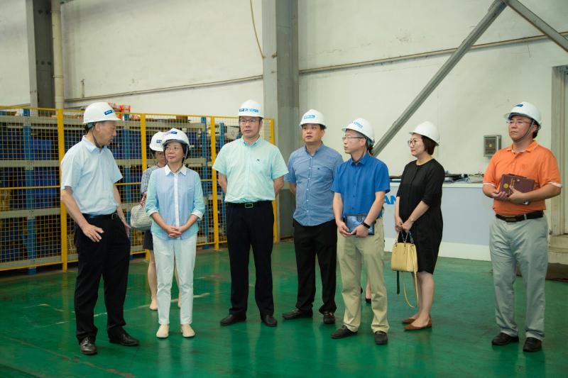 �Ϻ��з�������Э����ϯ���쵼һ��ݰ�ٱ���ͻ�ƹɷݵ���