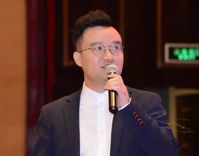 ʢ���ǰ������ͻ�ƹɷ�������ͬӭ��ɰʯ��ҵ���ʷ�չ��ʱ��