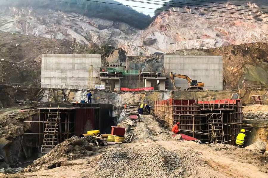 ��Ͷ��46��Ԫ ��������13���ش�������Ŀ���п�����ʽ�ڱ���ͻ�ƹ�����Ŀ�ֳ�¡�ؾ���