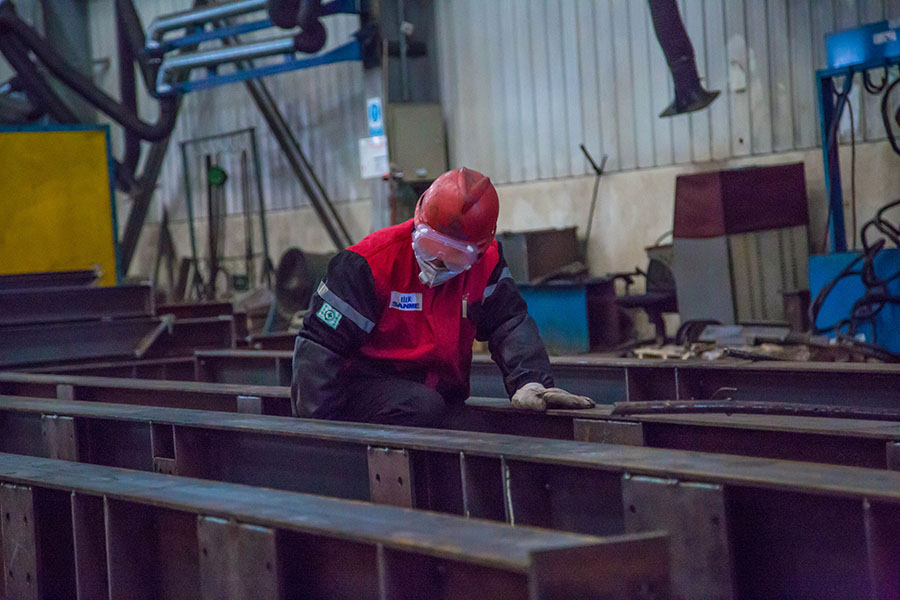 �������������߿��� ����ͻ�ƹɷ����ж�