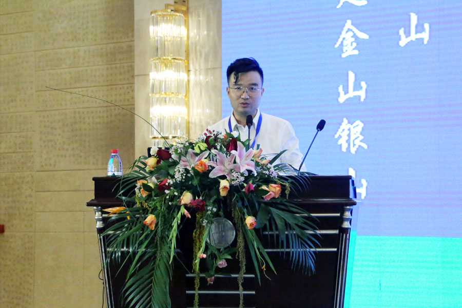 ���۽������̷���Դ�� �۽�����ͻ�ơ��Ϻ�����ͻ�ƹɷ�ף�ص��Ľ콨����������з�չ���Բ���ɹ�