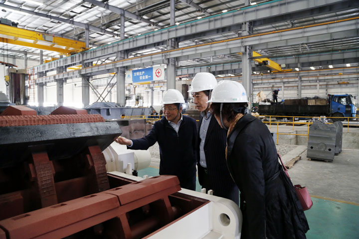 �Ϻ�����װ��������ҵЭ���쵼ݰ���Ϻ�����ͻ�ƹɷݲι۷���