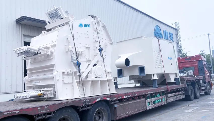 �������Ϻ�����ͻ�ƹɷݸ�����װ�������������ݡ����ո������ع̷���Դ����������Ŀ