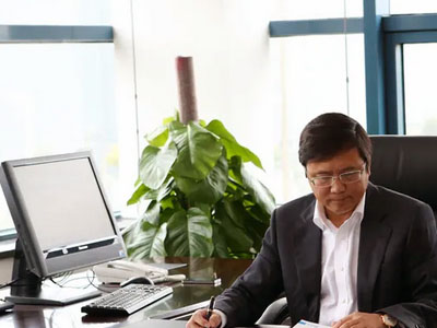 风生水起!杨安民董事长谈上海冰球突破股份有限公司经营之道 //高端访谈